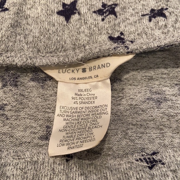 Lucky Brand Stars Short Sleeve/Long Pants Pj Set - Picture 2 of 3